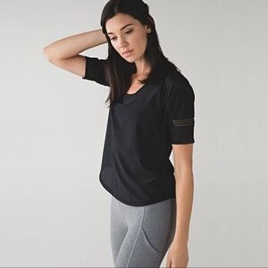 Lululemon Var-City 1/2 Mesh Sleeve Black